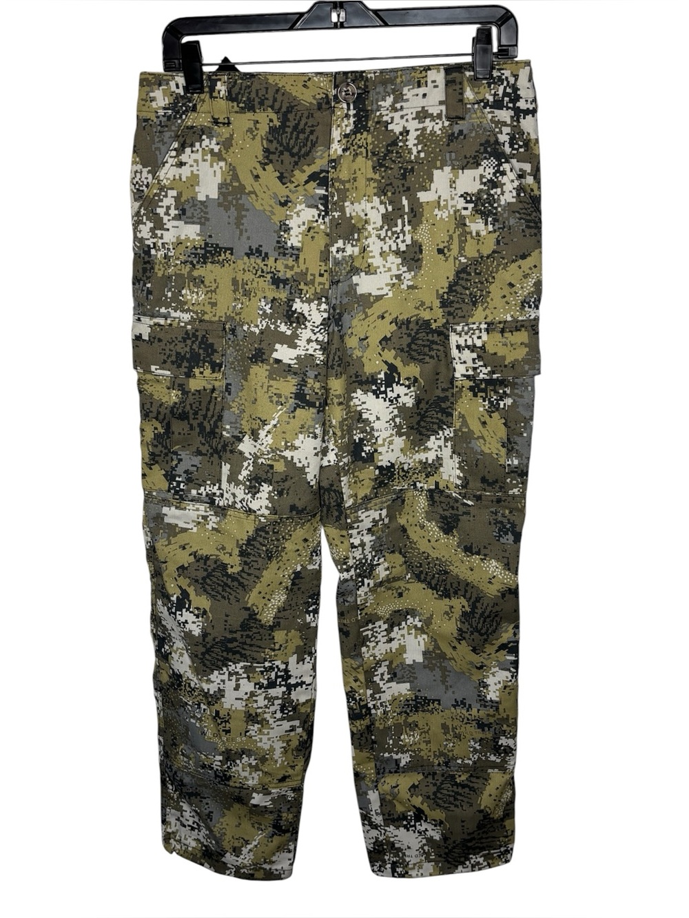 Predator Wild Tree Digital Camo Cargo Pants in Olive Gray & White Youth Size L